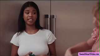 ���వతి Nia Nacci వాచ్ Dana DeArmond licks her wet pussy