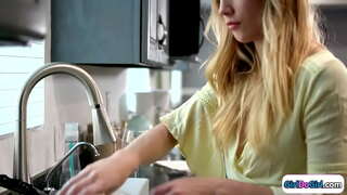 ���ెద్ధ రొమ్ములు రాగి జుట్టు వస్తుంది ప్రారంభ ఇంటికి ఆమె చిన్న రొమ్ములు gf మరియు వారు జరుపుకుంటారు తో లెస్బియన్ సెక్స్.వారు ముద్దు మరియు బస్టీ పసికందు ఉంది rimmed మరియు ఆమె chubby