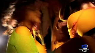 Сакам кога на човек кој јас ебам е прикачен