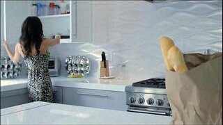 PureMature Martini Įjunkite Su Milf Veronica Avluv