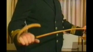 Британия ҡатын-ҡыҙ моряктар таяҡ һуҡҡан