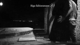 ���ืดแข้งยืด. Hotwife safada namorando นา rua com โอเพื่อ bem งโครง