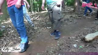 Tiamana cum waho te taiohi fuck i roto i te rōpū sex